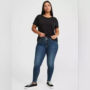 Torrid Dark Wash Skinny High Rise Button Fly Casual Jeggings Jeans Sz 24 Short